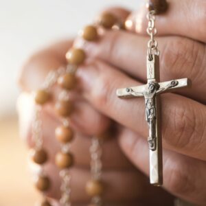 Rosenkranz beten